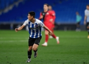 1xBit体育官方入口-包含马拉加锁定西班牙人后卫路易斯-洛佩斯，解决后防困境的词条