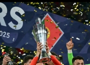 1xBit体育教练-欧洲足球比赛进入关键时刻，双方斗智斗勇