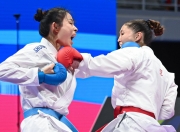 1xBit体育教练-塞尔维亚选手在空手道比赛中脱颖而出