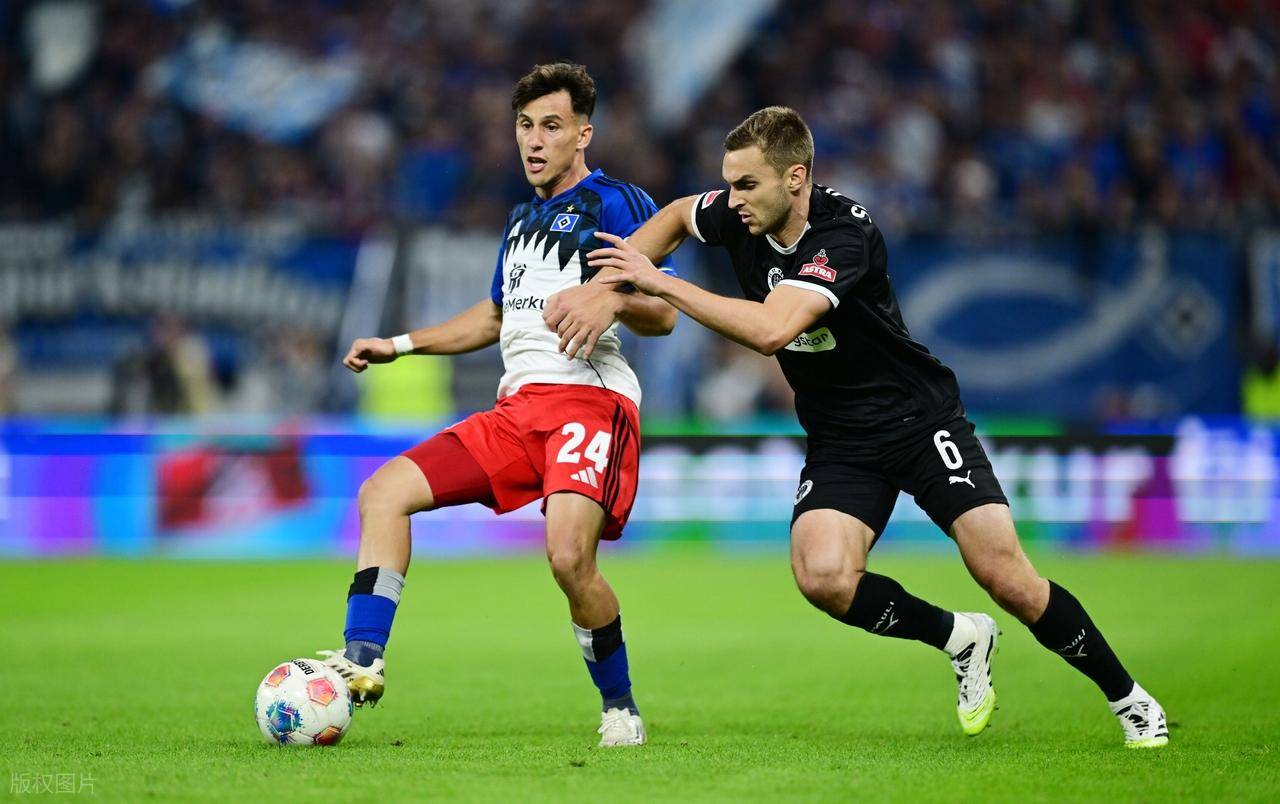 汉堡队员表现出色,帮助球队获胜 汉堡队员表现出色,帮助球队获胜