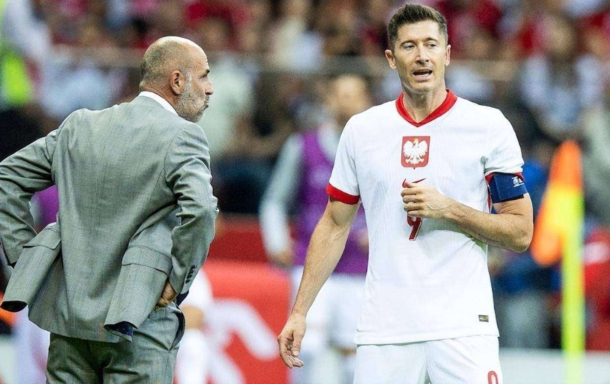 英格兰战胜波兰,莱万多夫斯基成为胜利功臣 英格兰战胜波兰,莱万多夫斯基成为胜利功臣