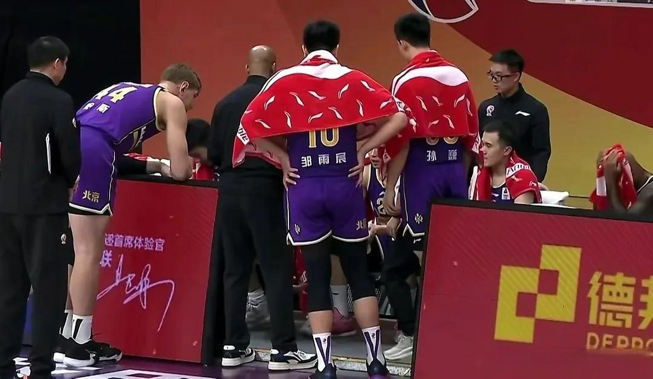 青年队主场击败对手,连胜开局 青年队主场击败对手,连胜开局