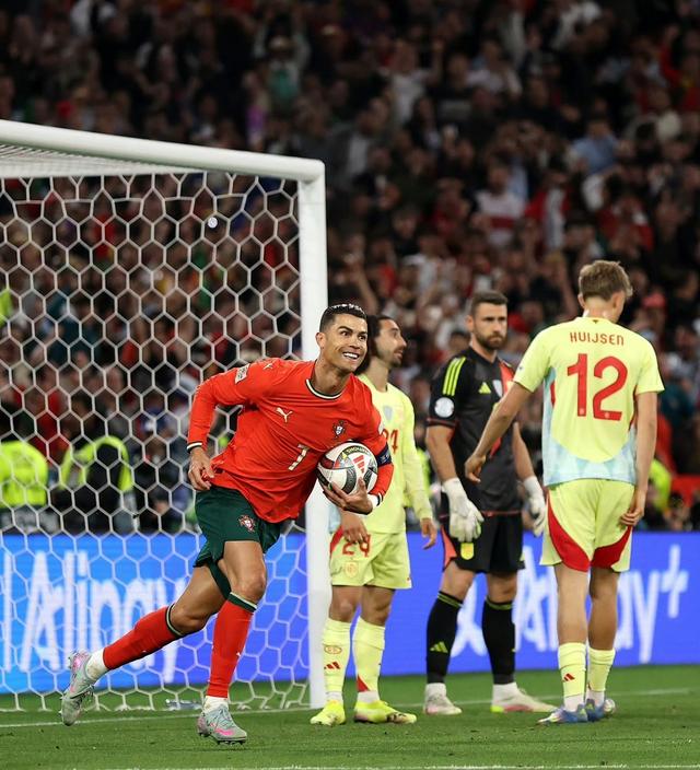 欧洲足球精彩战役掀起激情狂潮的简单介绍 欧洲足球精彩战役掀起激情狂潮的简单介绍