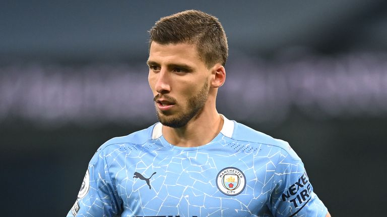 蒙托亚技术娴熟，曼城后防稳固的简单介绍