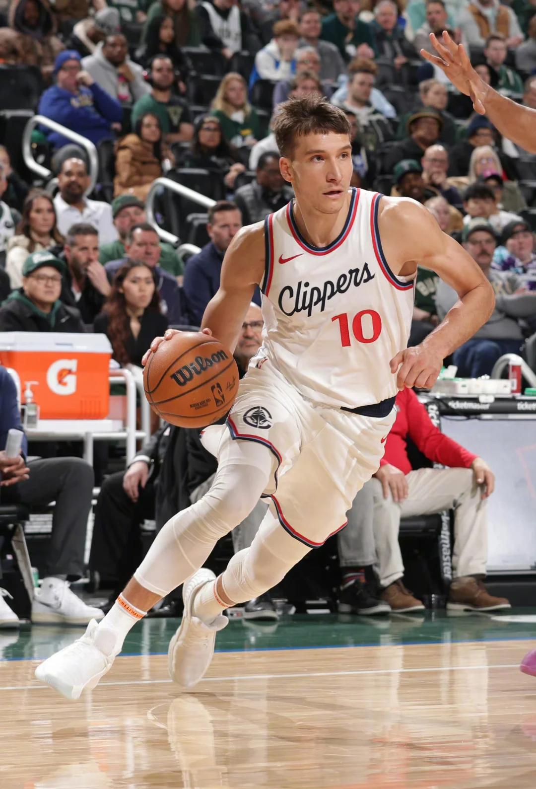 快船新秀表现亮眼赢得主教练信任的简单介绍 快船新秀表现亮眼赢得主教练信任的简单介绍