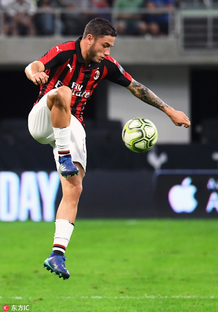 AC米兰后卫卡拉布里亚因伤将休战数周,球队后防受挫的简单介绍 AC米兰后卫卡拉布里亚因伤将休战数周,球队后防受挫的简单介绍