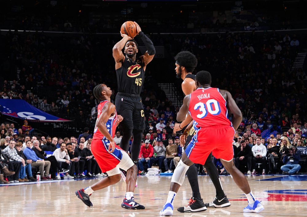 费城76人预备与底特律活塞争夺东部战绩第一 费城76人预备与底特律活塞争夺东部战绩第一