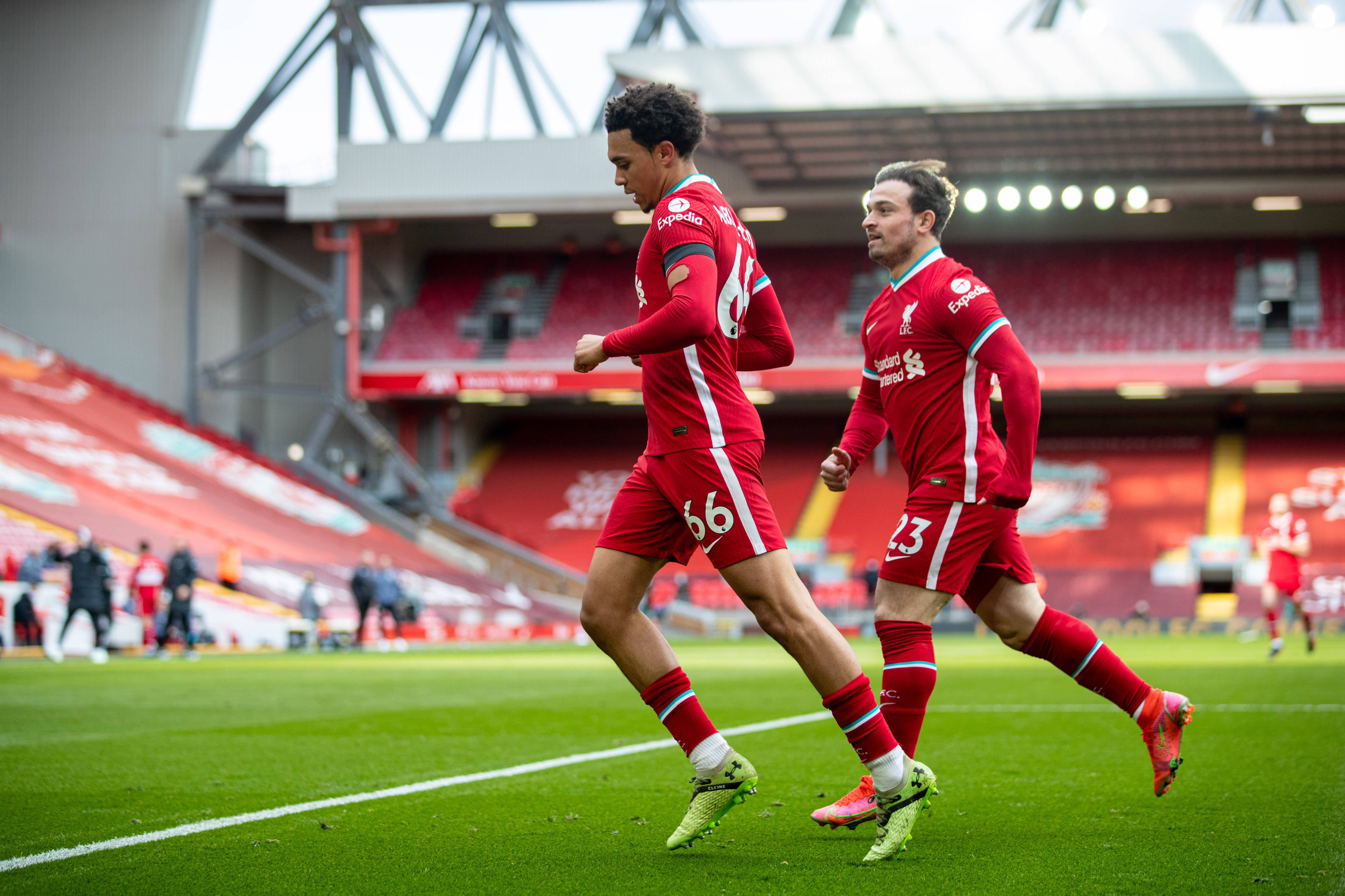 包含雷恩客场获胜，豪取客场胜利的词条