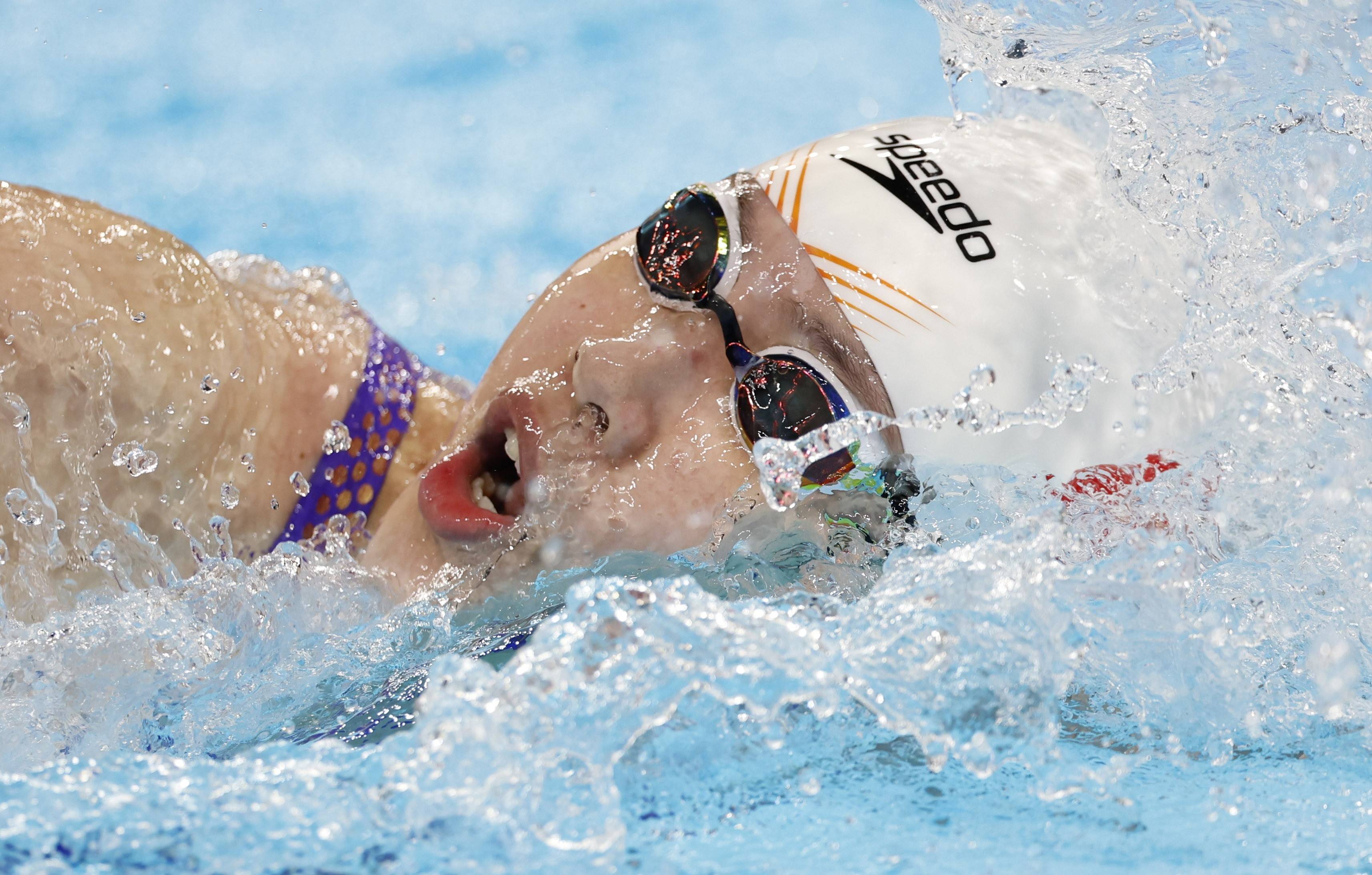 波兰选手夺得男子4x100米自由泳接力金牌