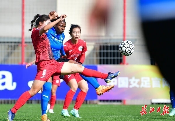 非洲球员勇往直前,冲击冠军宝座 非洲球员勇往直前,冲击冠军宝座